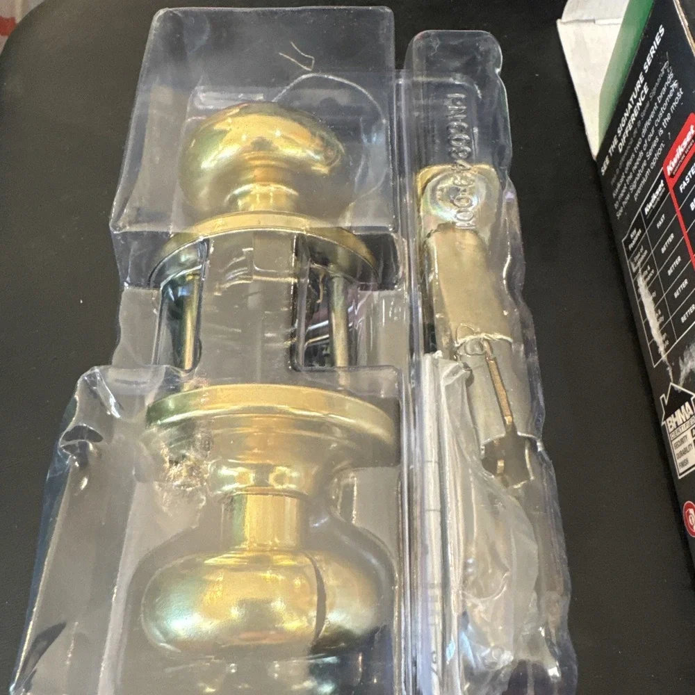 Kwikset Polished‎ Brass Hall And Closet Door Knob 97200-787 MicroBan-FS
